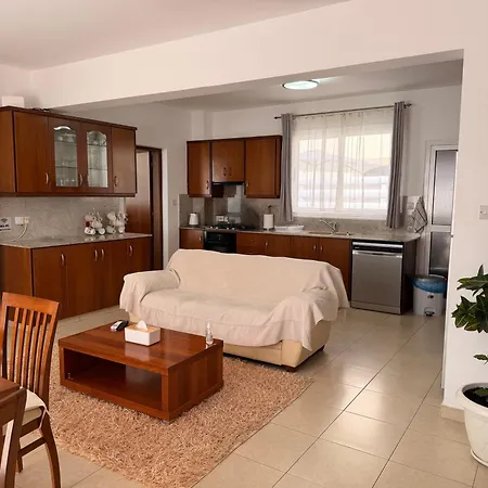 Vila Andy-350 M From The *