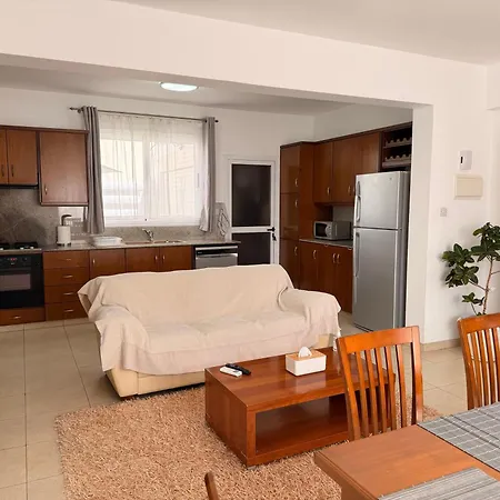 Vila Andy-350 M From The *