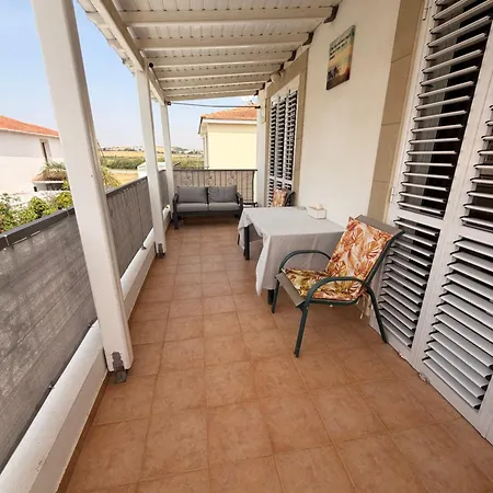 Vila Andy-350 M From The *
